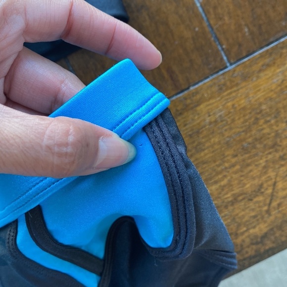 Speedo Black and Blue Bikini Set - Picture 10 of 10